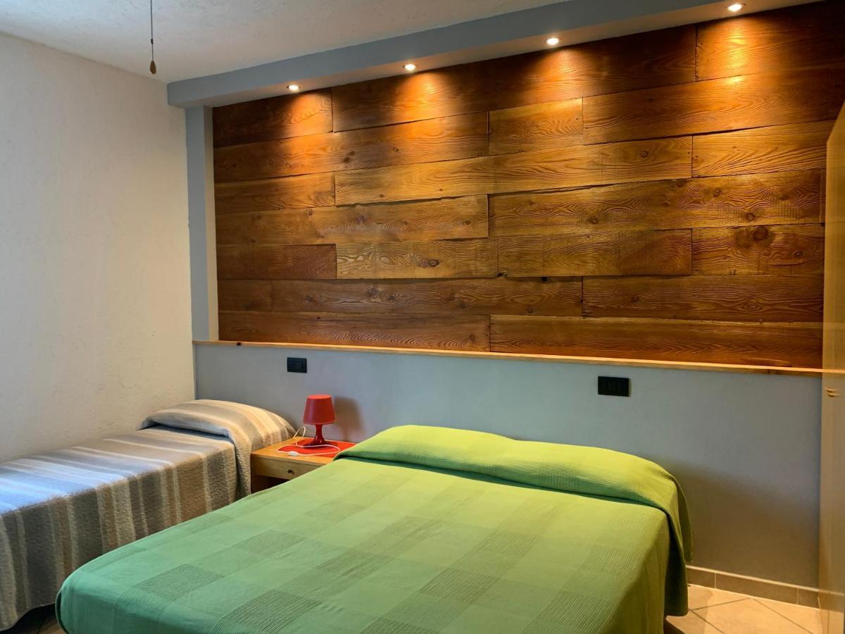 Agriturismo Gli Ulivi Garlenda Dış mekan fotoğraf