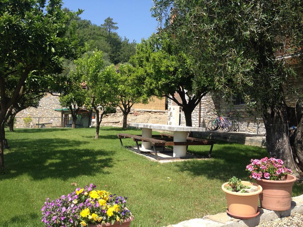 Agriturismo Gli Ulivi Garlenda Oda fotoğraf