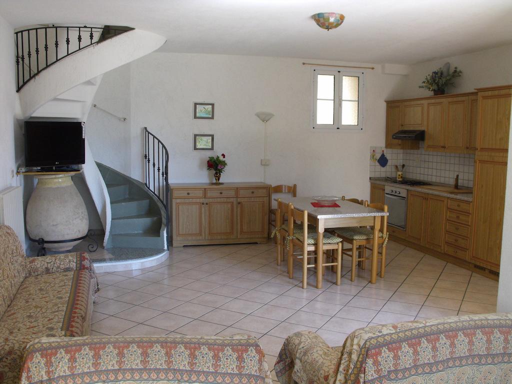 Agriturismo Gli Ulivi Garlenda Oda fotoğraf